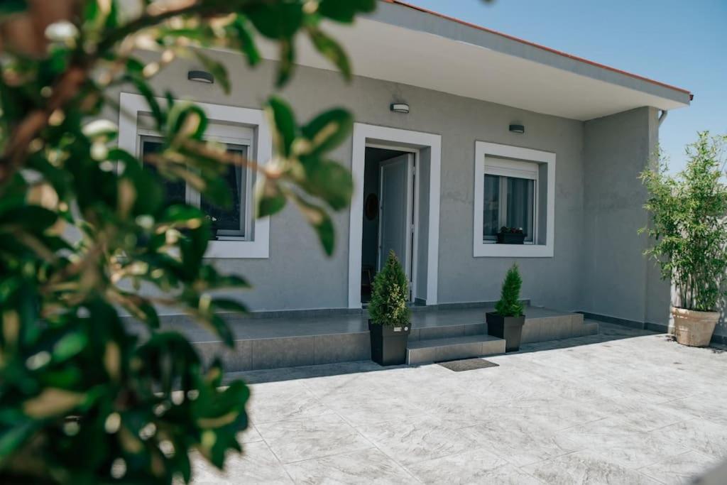 Sophia's Coastal Retreat Holiday home Korinos